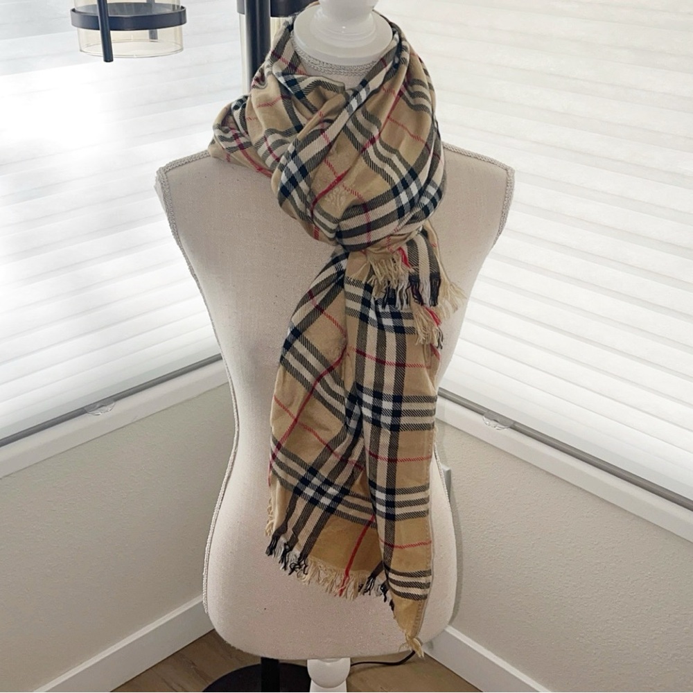 BURBERRY Authentic Scarf - Picture 2 of 11